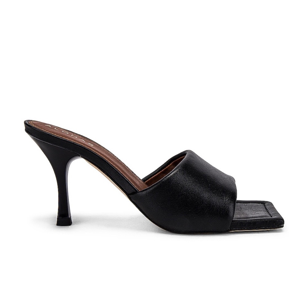 Puffy Mule in Black